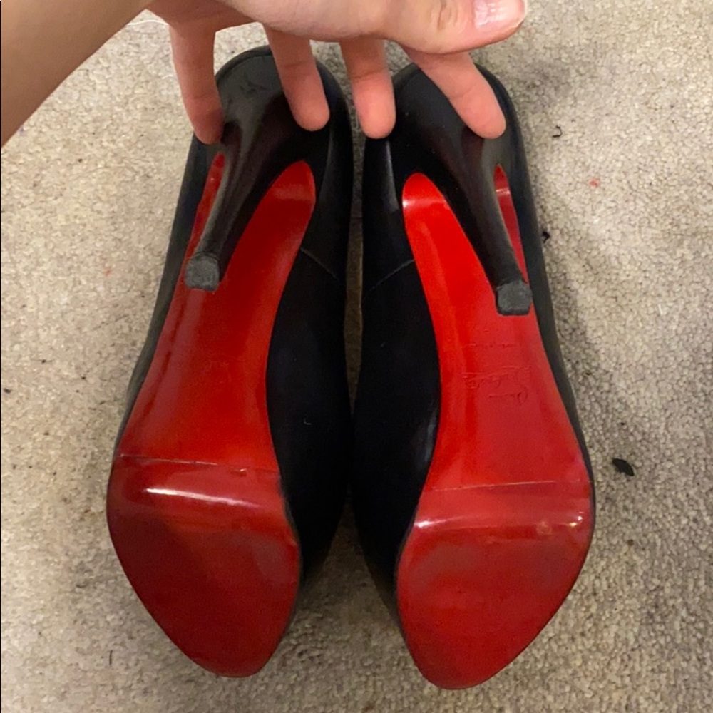 Christian louboutin pumps